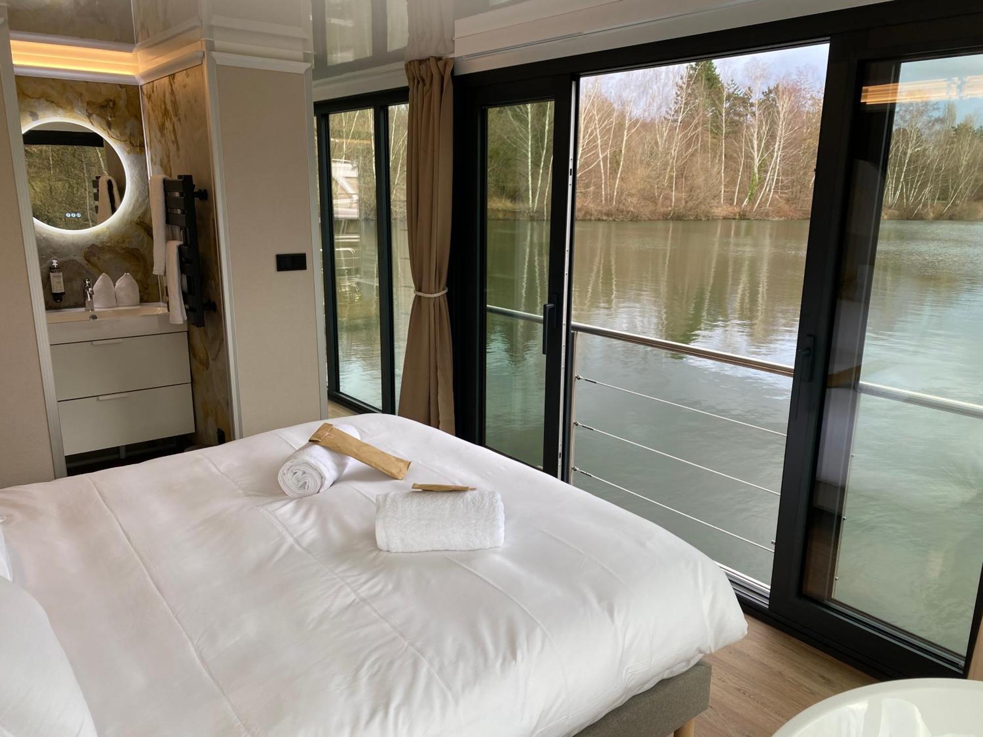L'escale Royale Saint-fargeau-ponthierry - Seine - Melun