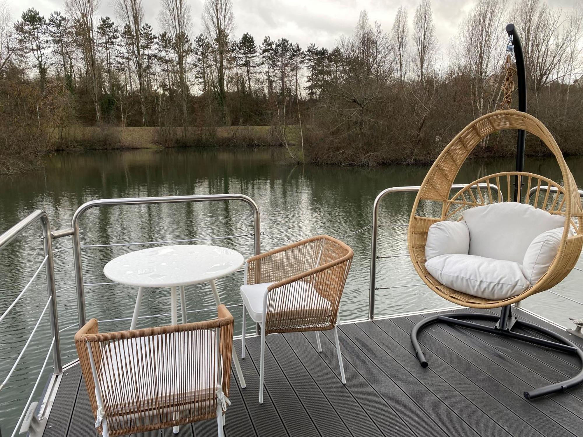 L'escale Royale Saint-fargeau-ponthierry - Seine - Melun Botel